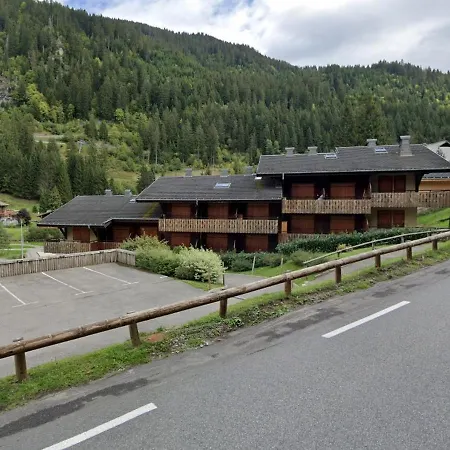 Confortable Près Des Remontées Mécaniques Avec Parking - Fr-1-693-88 Châtel